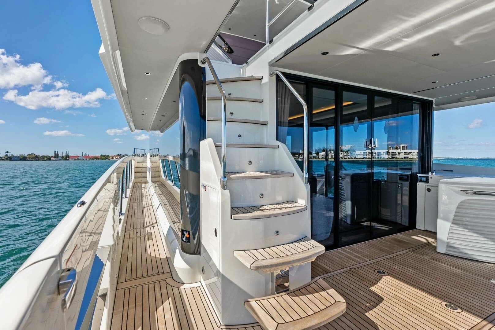 2025 Absolute 75 Navetta - Image 60