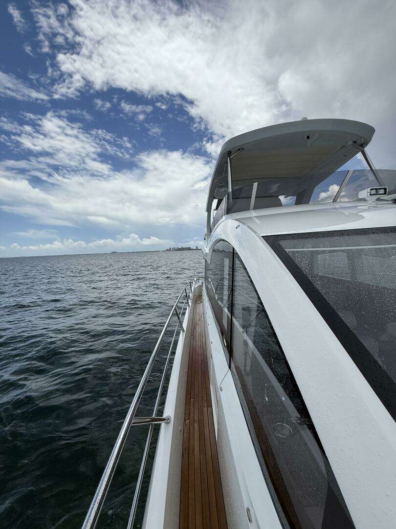 2022 Sunseeker Manhattan 68 - Image 11