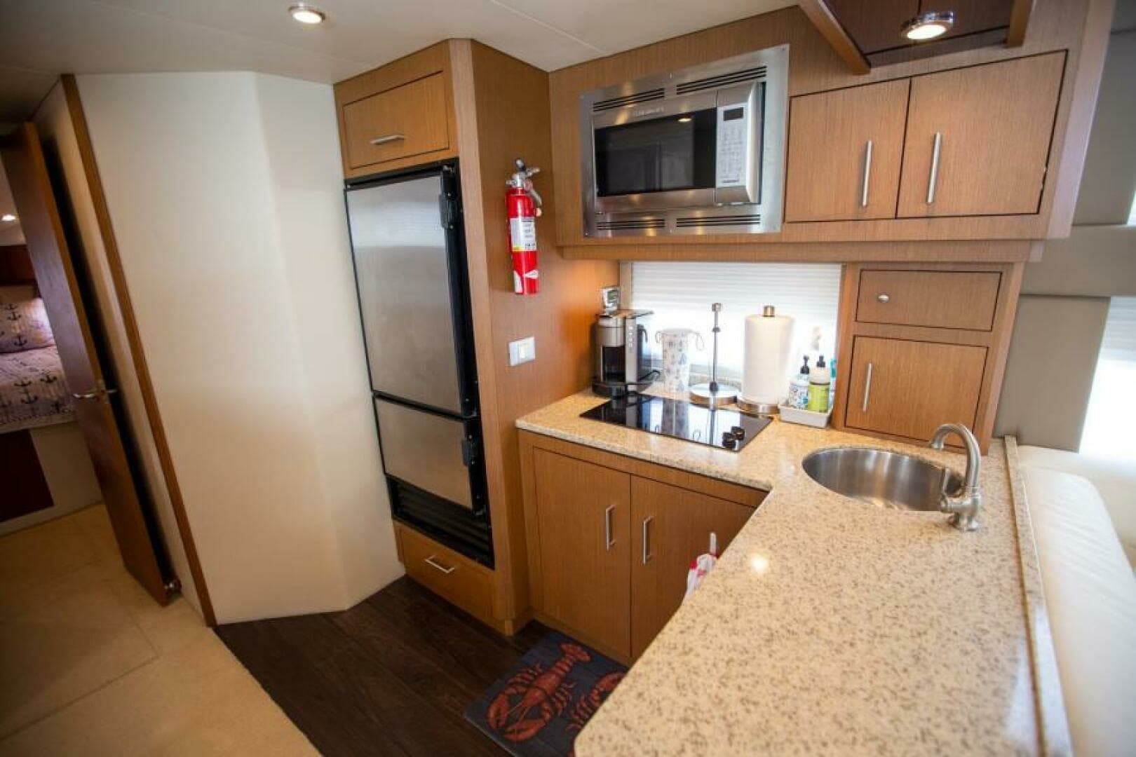 2012 Carver Sojourn - Image 12