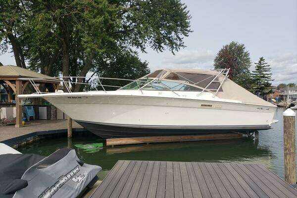 1993 Sea Ray 310 Amberjack