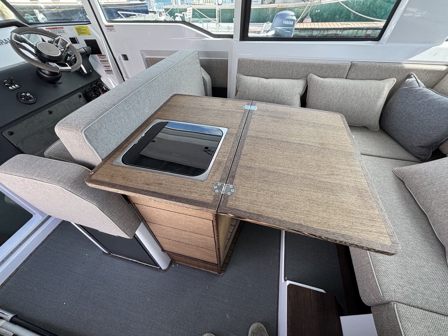 2023 Axopar 37XC Cross Cabin - Image 35