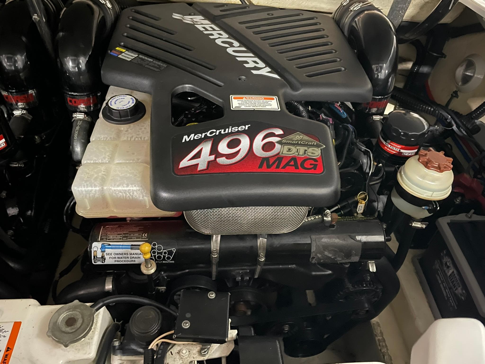 MerCruiser 496 MAG engine in 2006 Formula 330 Sun Sport boat.
