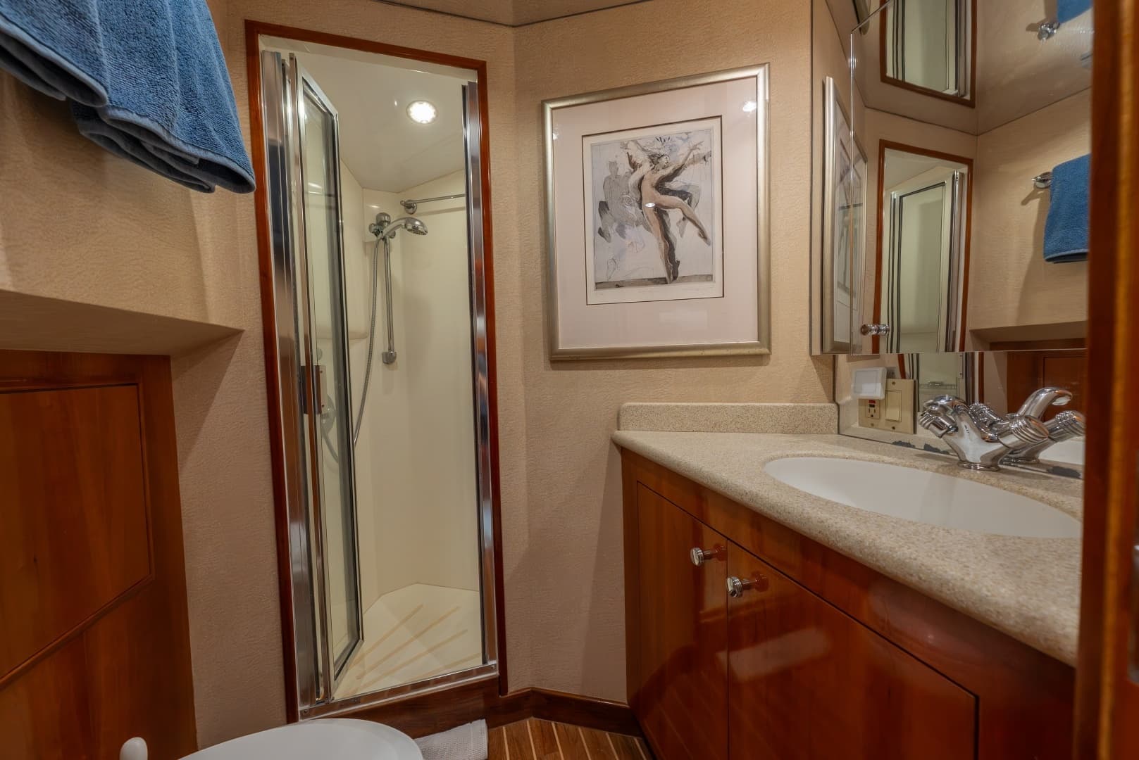 2004 Hatteras Sport Deck - Image 27