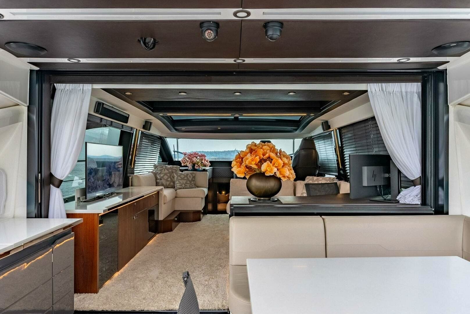 2019 Fairline — - Image 13