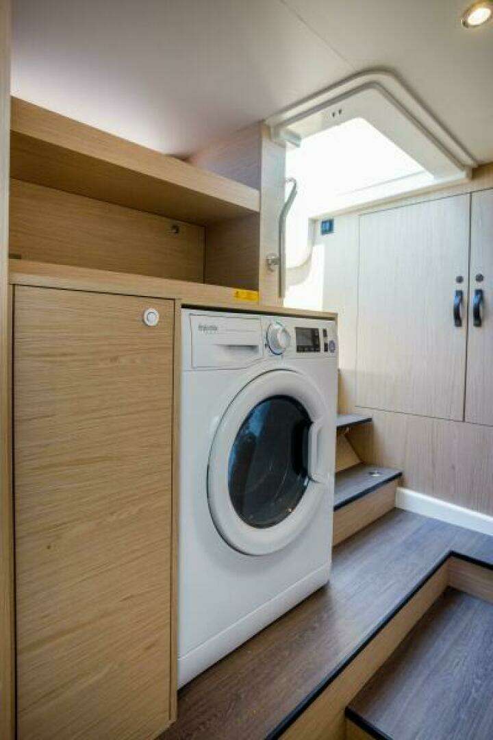 2026 Beneteau Grand Trawler 63 - Image 26