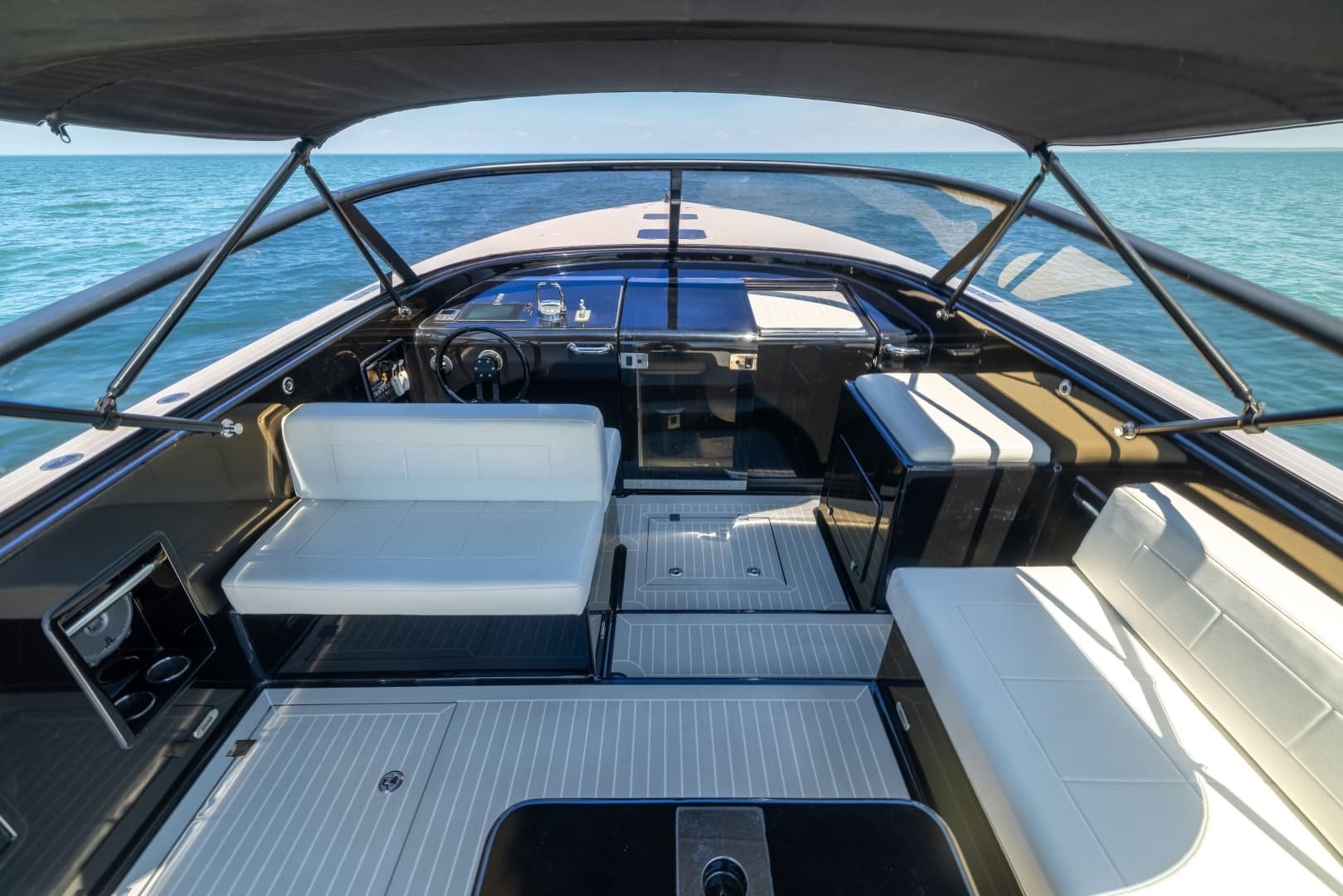 2016 VanDutch VanDutch 40 - Image 6