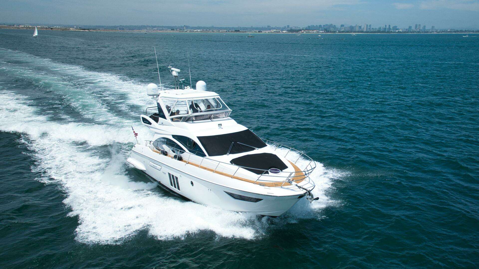 2015 Azimut 54 Fly - Image 2