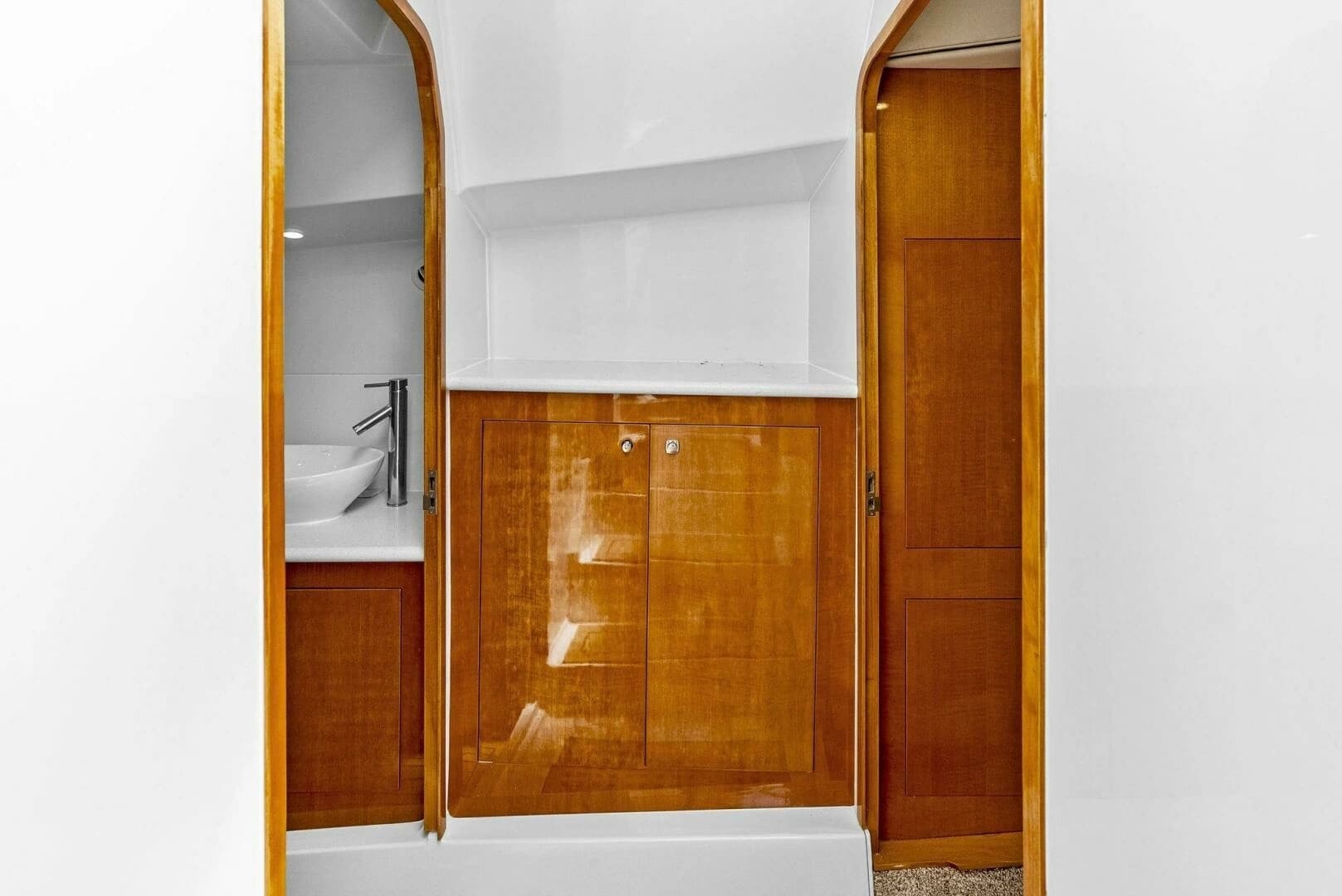 2020 Calcutta 480 Catamaran - Image 17