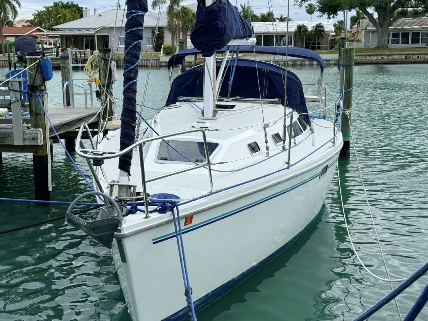 1996 Catalina 320 - Image 24