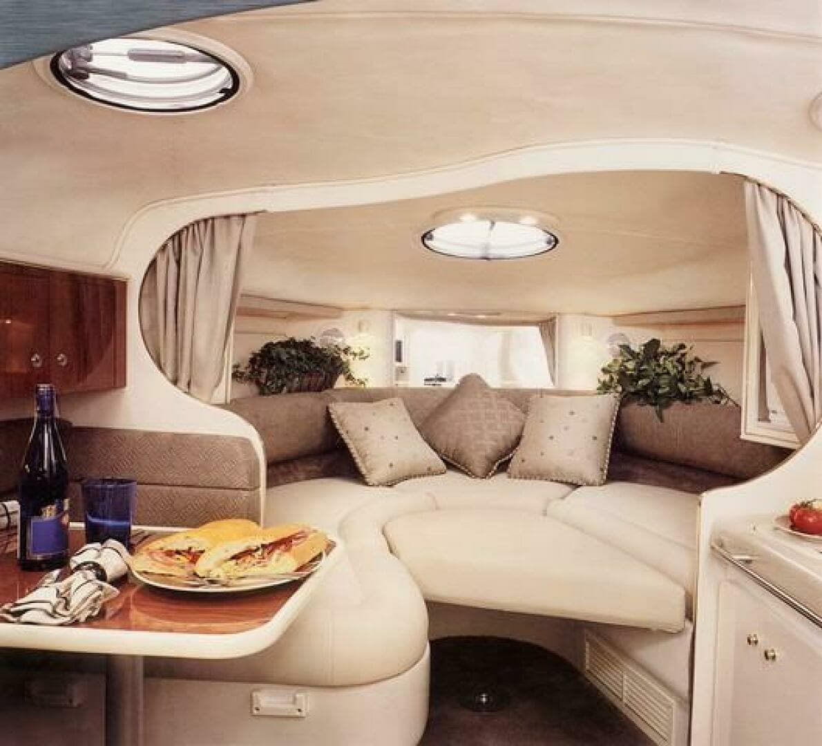 2000 Monterey 302 Cruiser - Image 43
