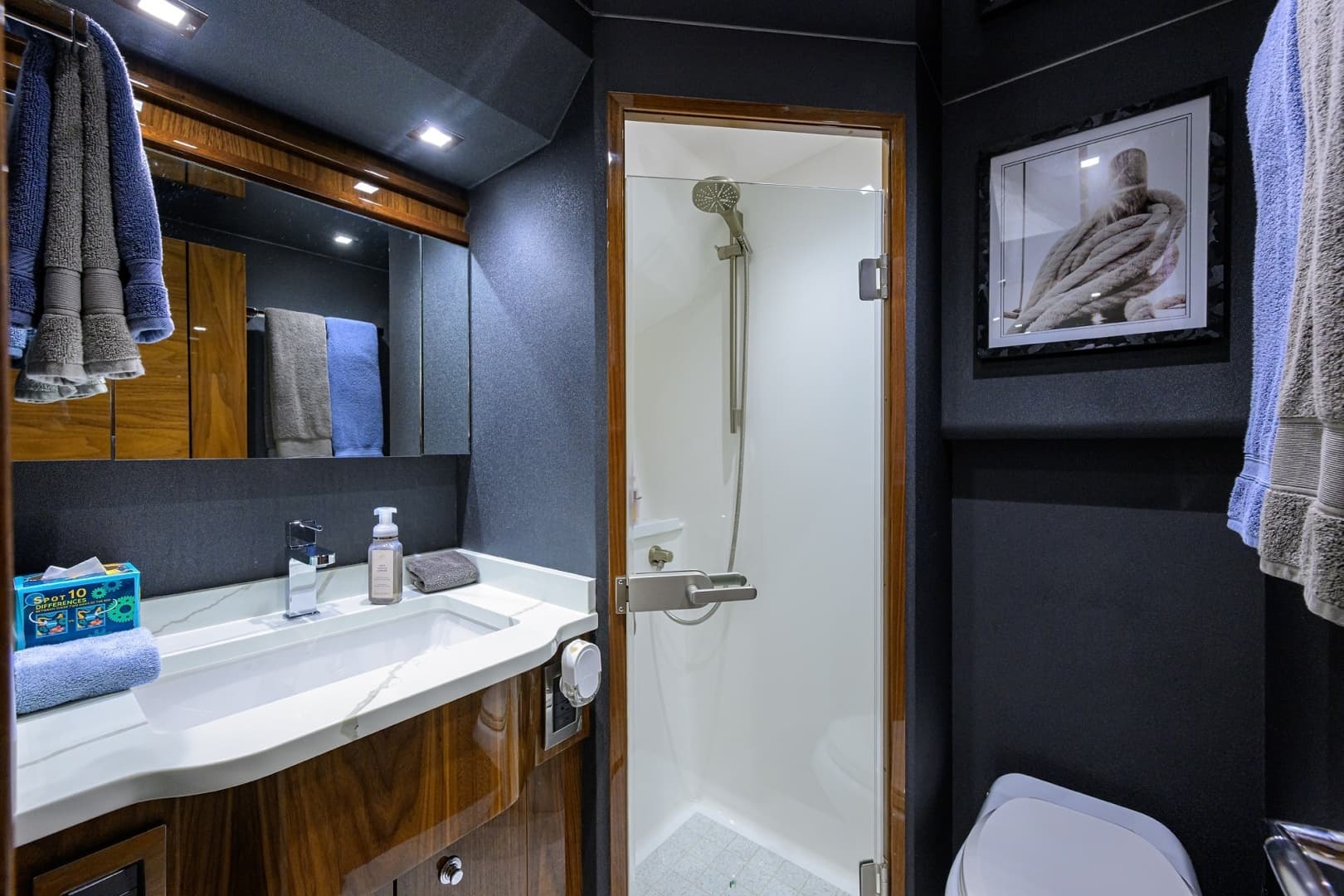 2023 Viking 80 Skybridge - Image 26
