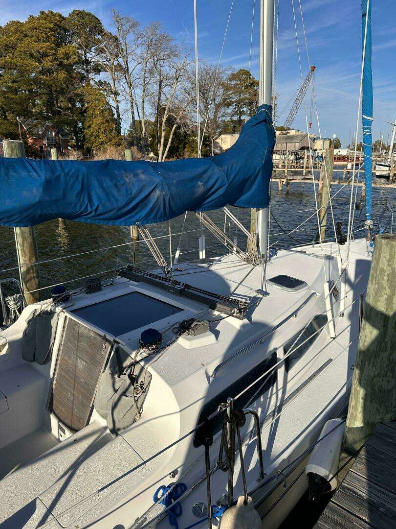 2000 Catalina 28 MKII - Image 2