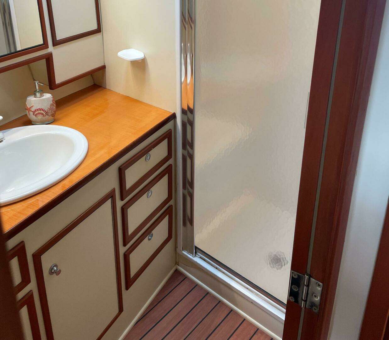 2001 Custom Carolina Lydia 57 Sportfish - Image 17
