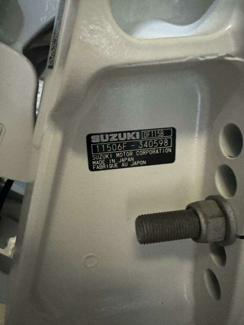 1988 Boston Whaler 17 Newport - Image 40