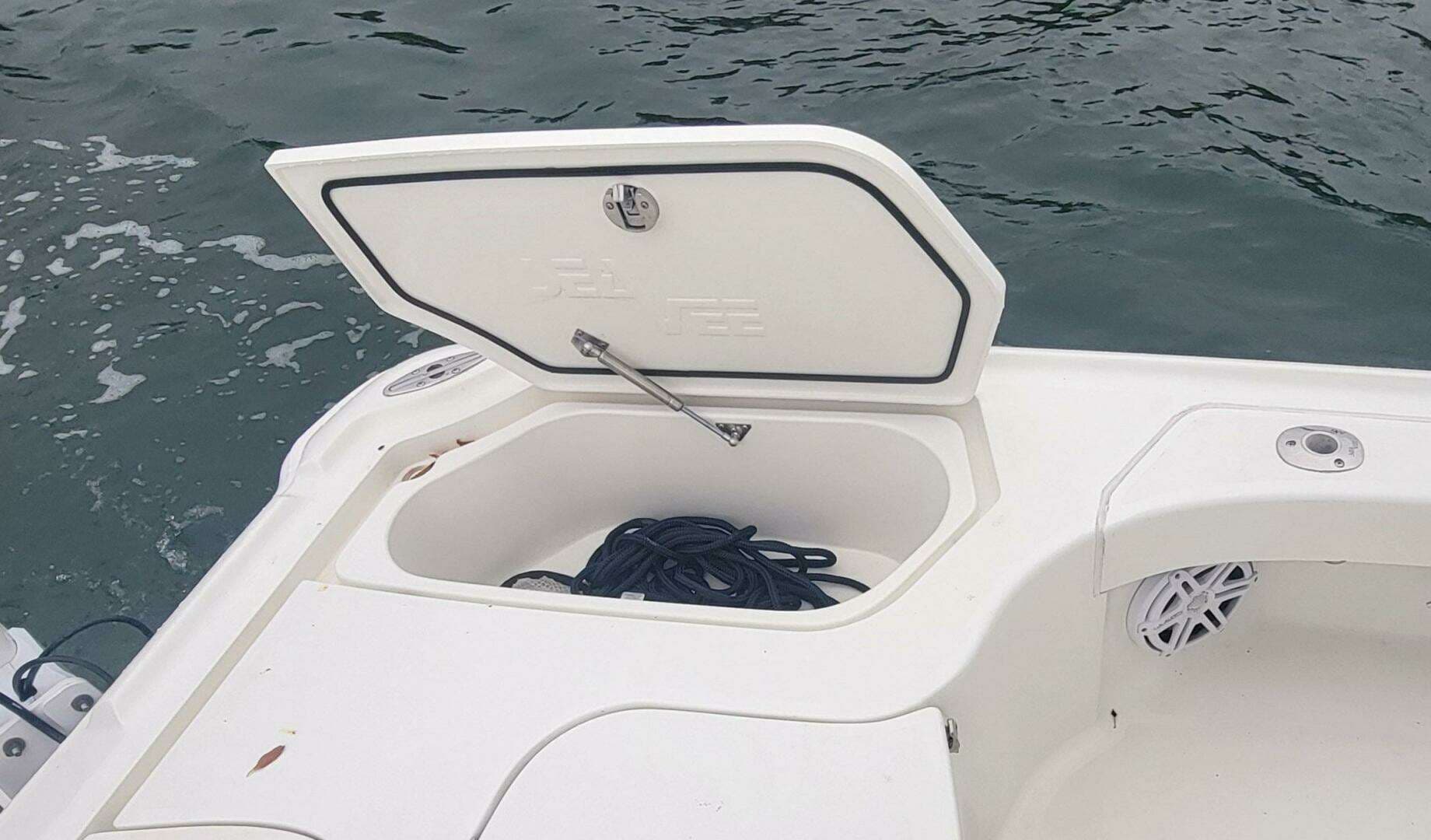 2017 SeaVee 270Z - Image 22
