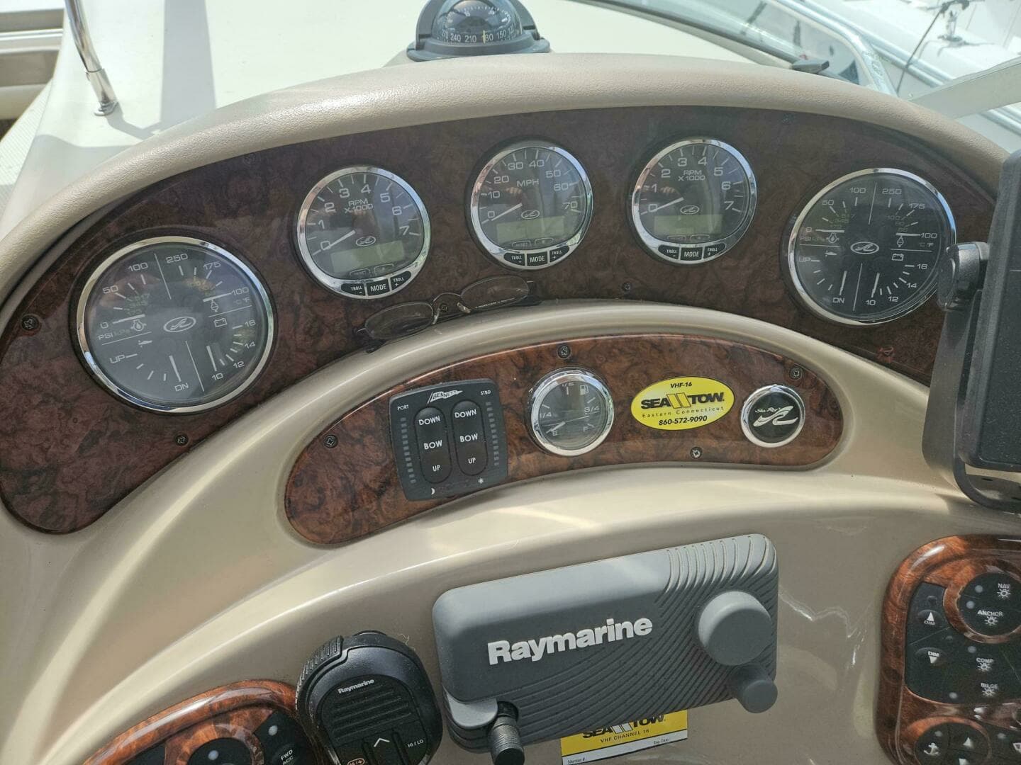 2004 Sea Ray — - Image 12
