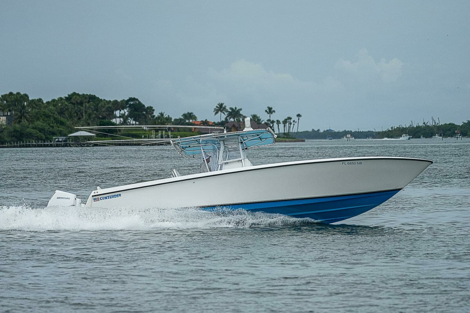 2004 Contender 36 Open - Image 24