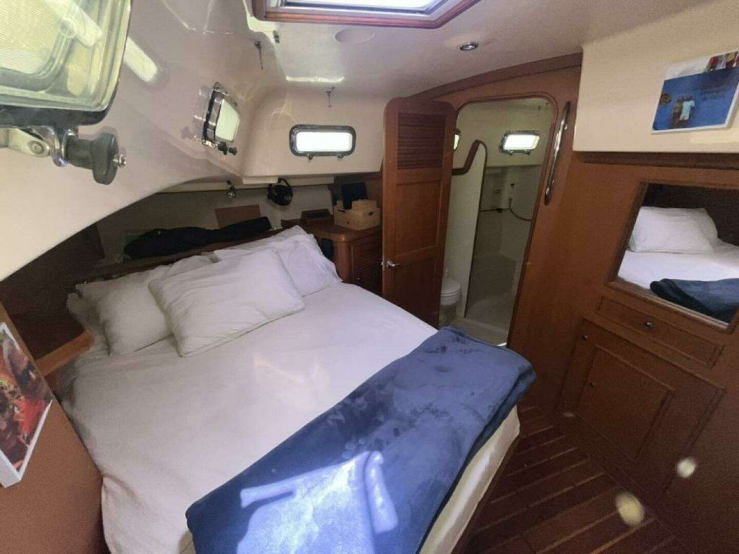 2006 Island Packet 445 - Image 12