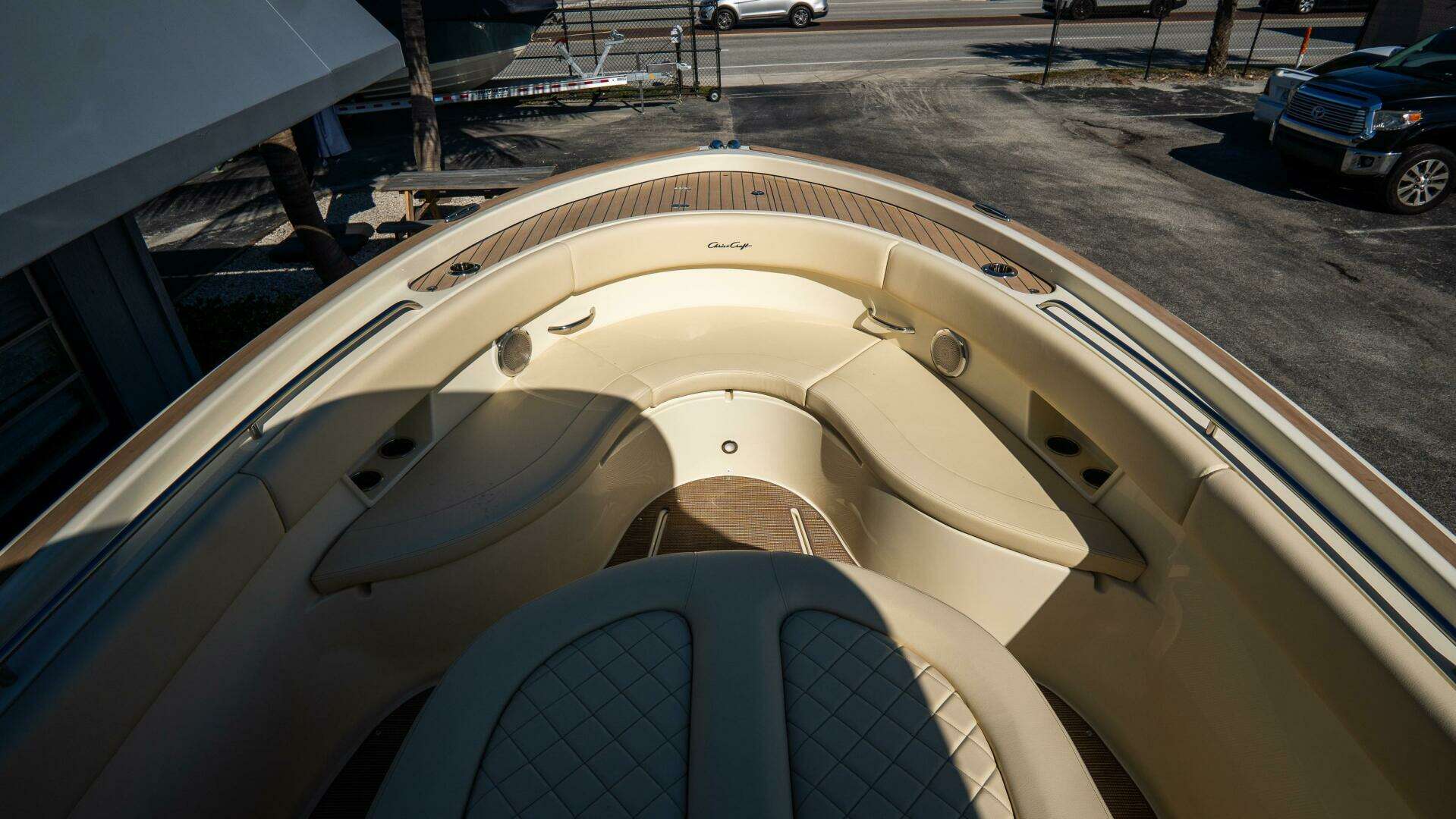 2025 Chris-Craft Catalina - Image 34