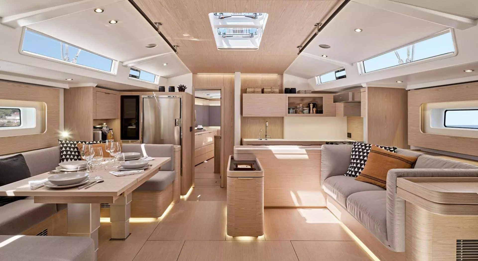 2026 Beneteau Oceanis Yacht 60 - Image 7