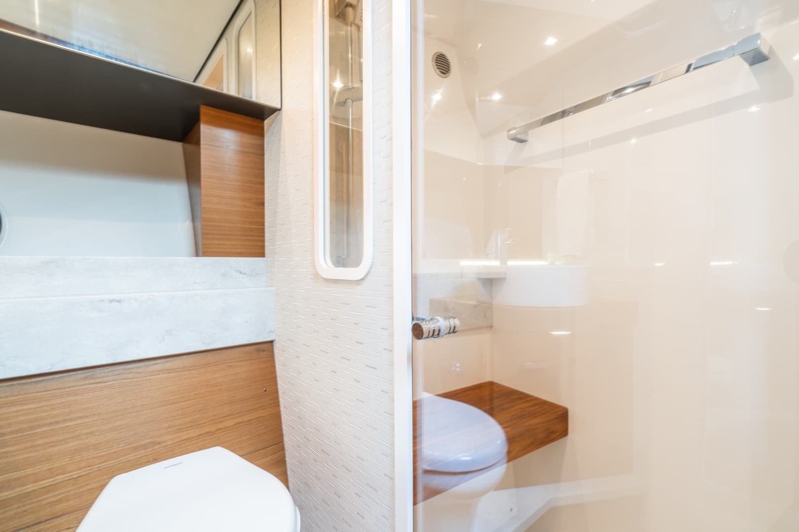 2023 Tiara Yachts 39 Coupe - Image 25