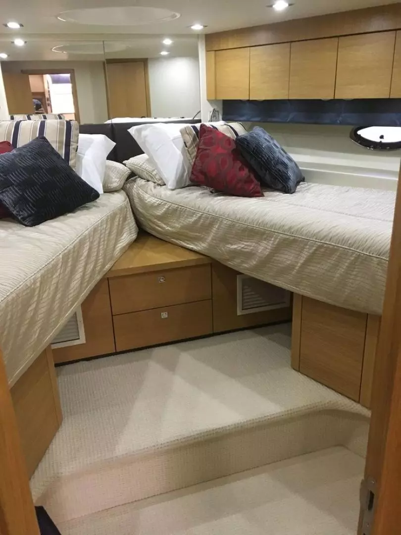 2013 Sunseeker Portofino - Image 28