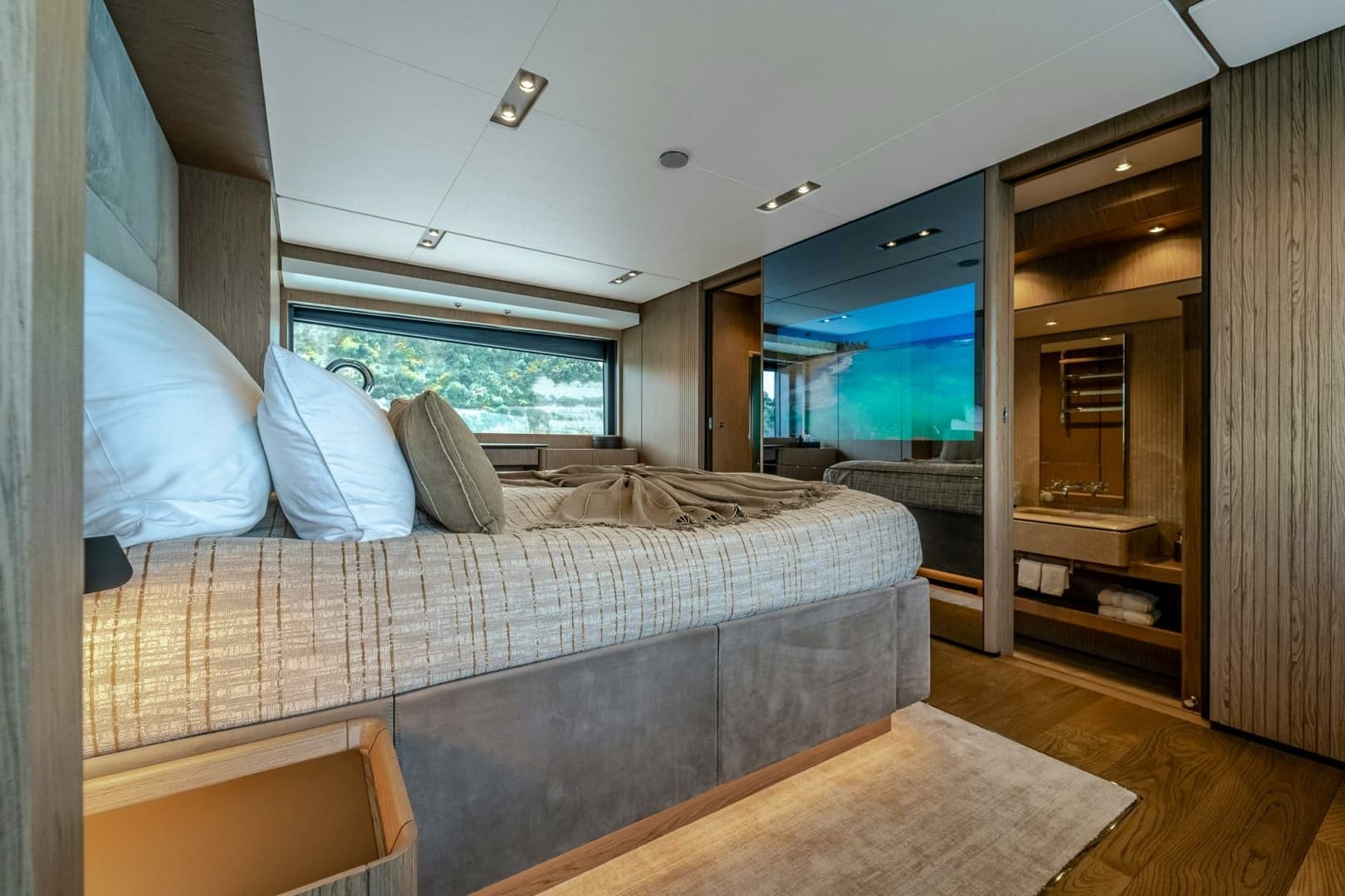 2023 Ferretti Yachts Ferretti 1000 - Image 19
