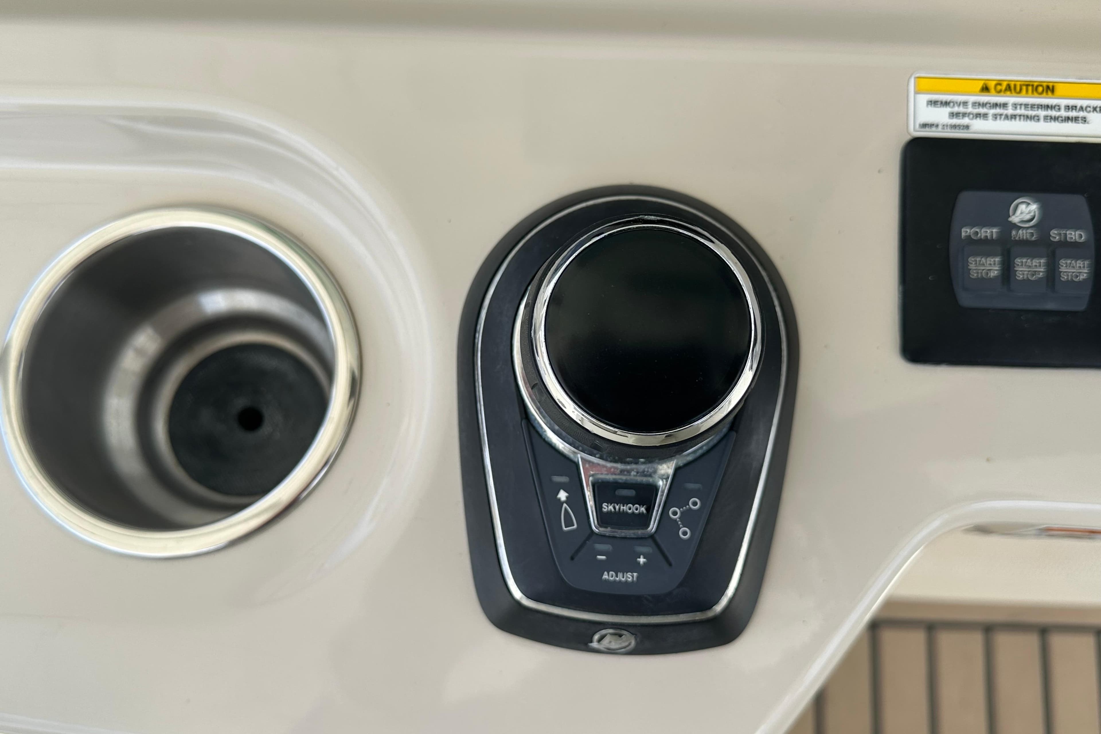 Control panel of a 2018 Boston Whaler 350 Outrage boat.