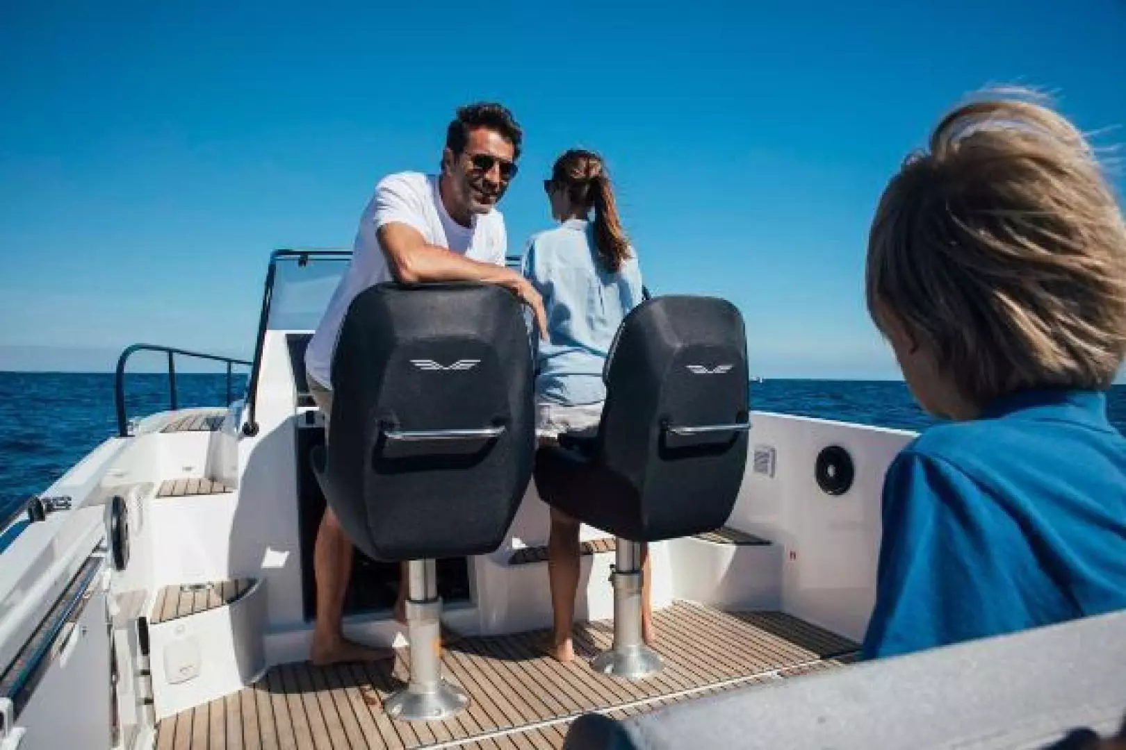2026 Beneteau Flyer 8 SunDeck - Image 21
