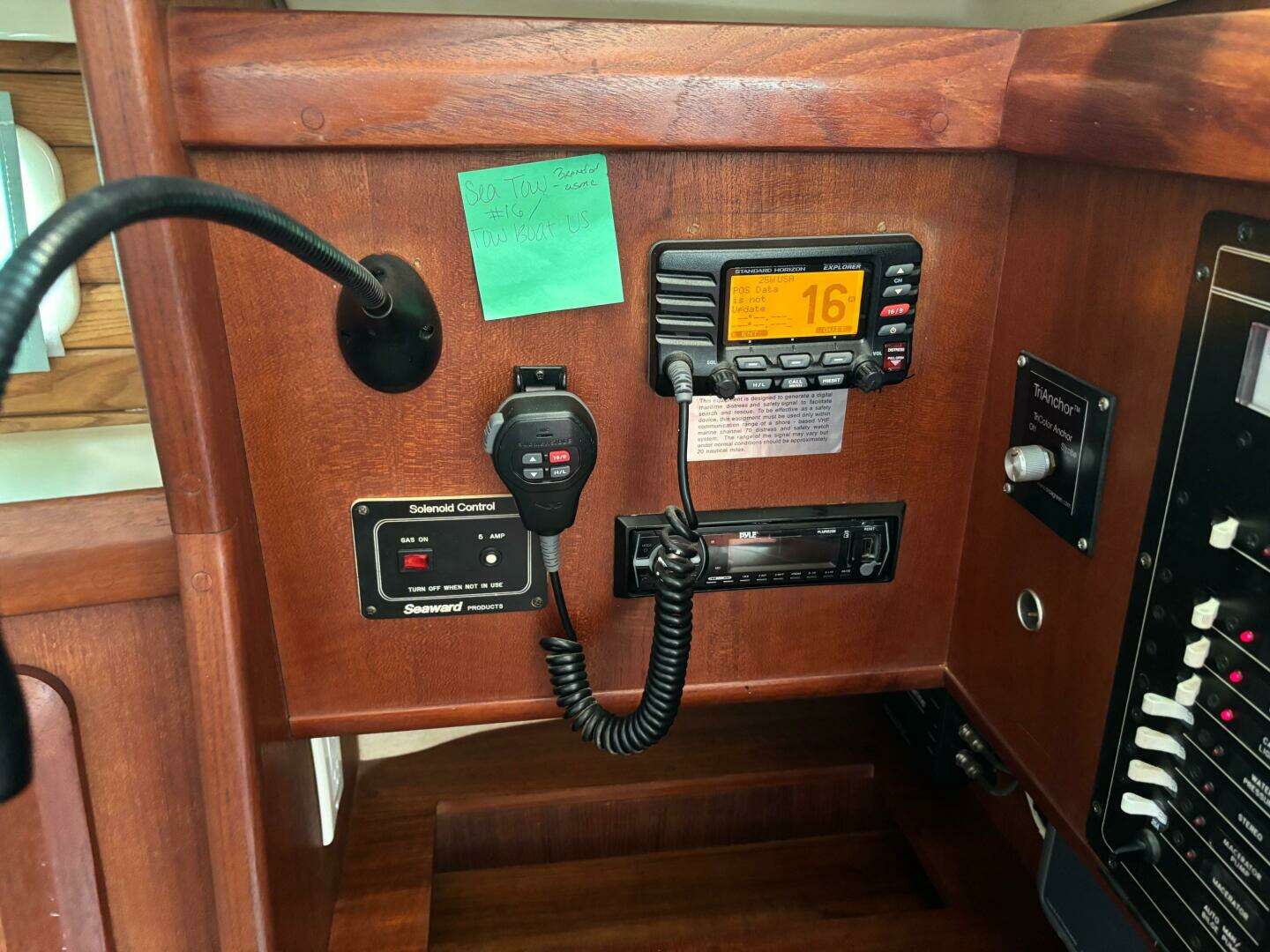 1996 Hunter 37.5 - Image 37