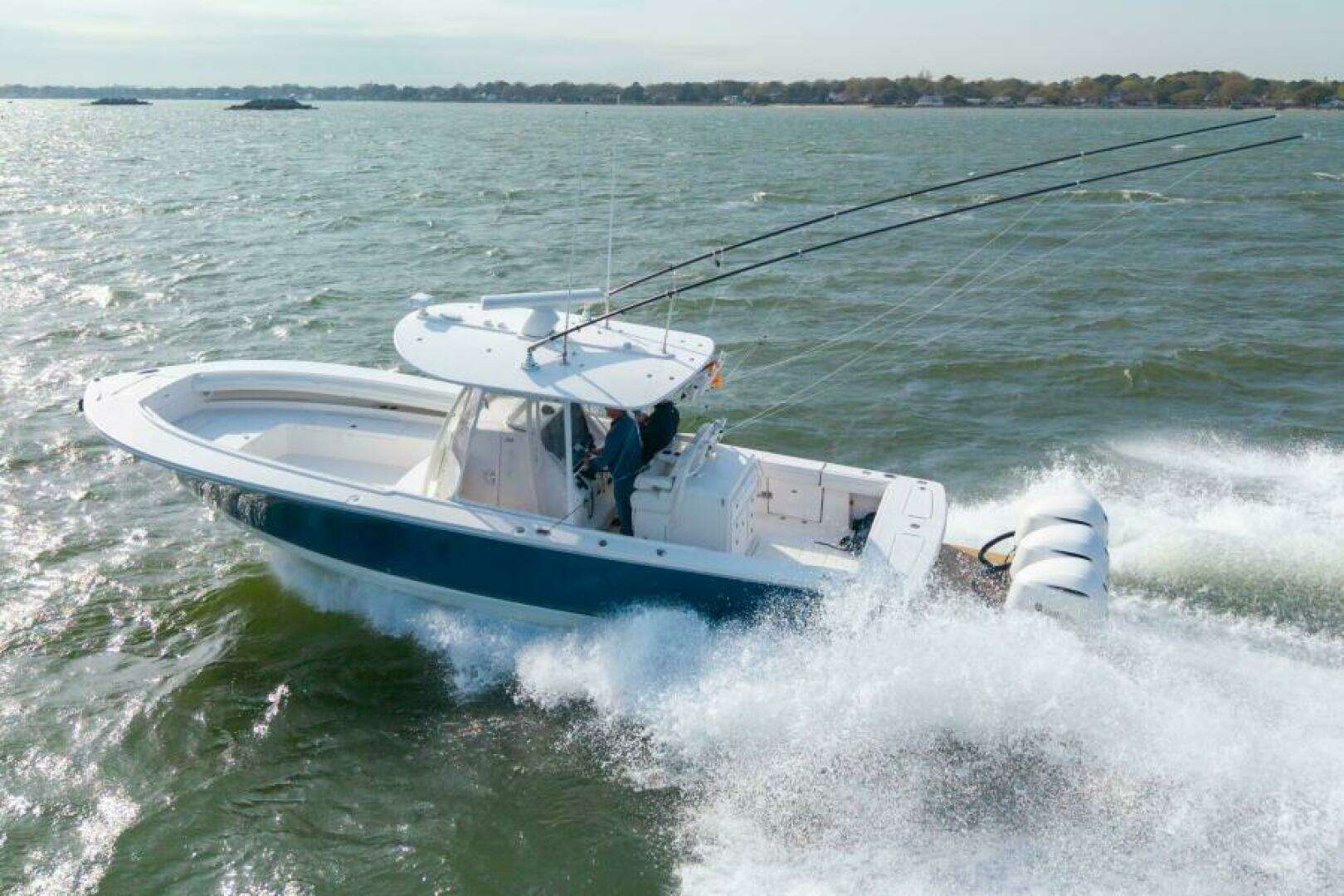 2018 Regulator 34 SS - Image 36