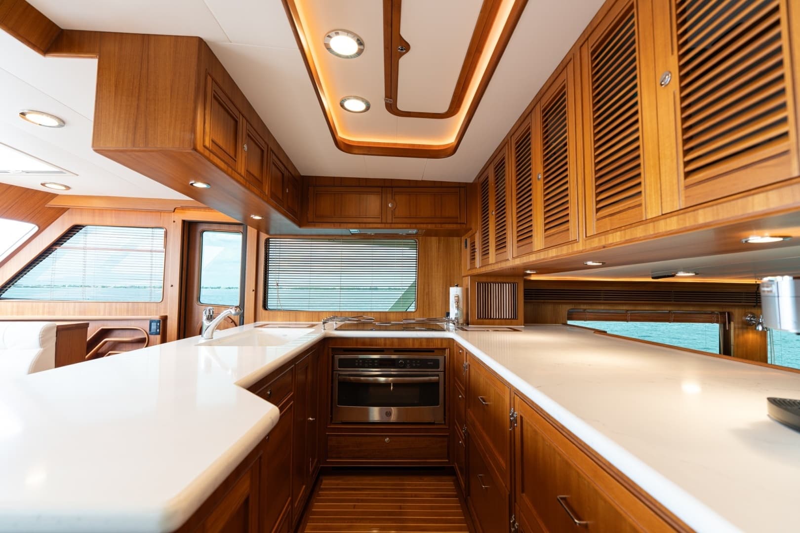 2022 Marlow Explorer 62E - Image 20