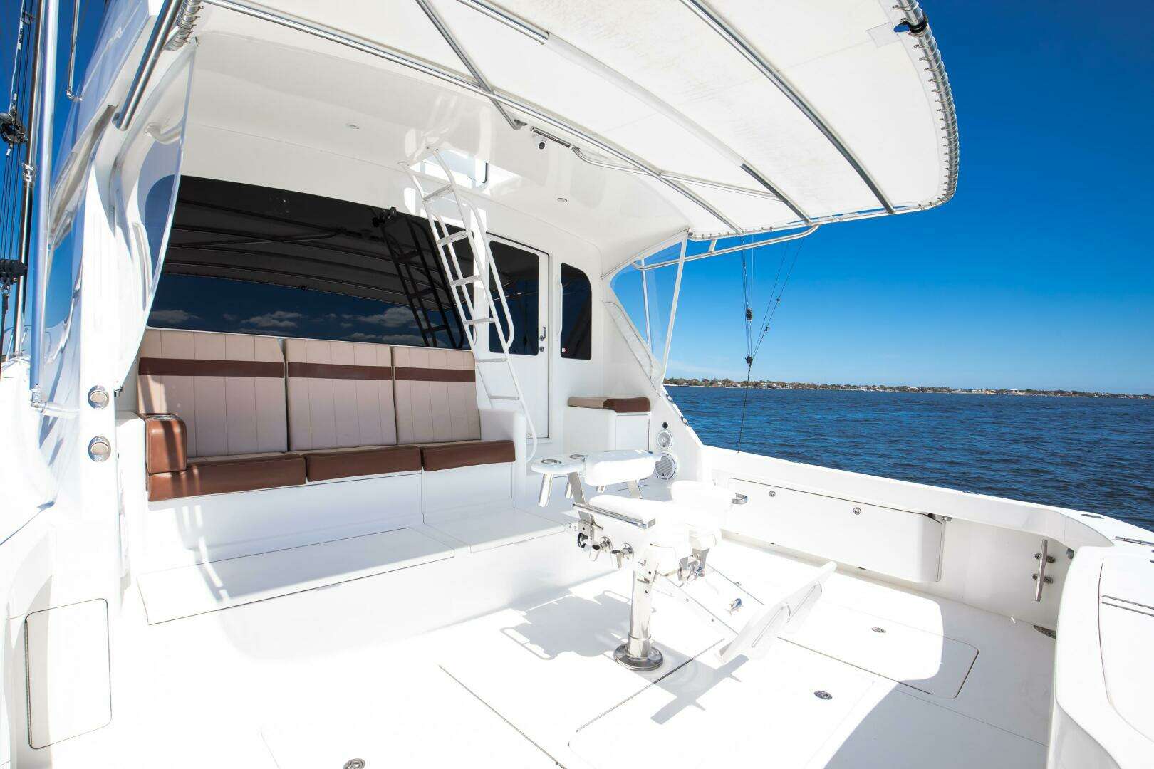 2009 Viking 64 Enclosed Bridge w/ Tower - Image 8