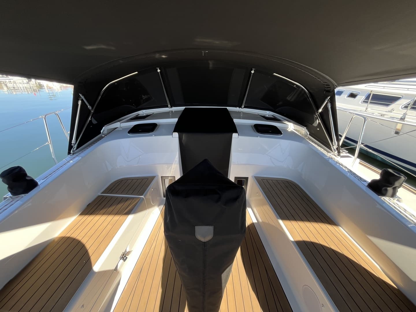 2025 Hanse 360 - Image 9