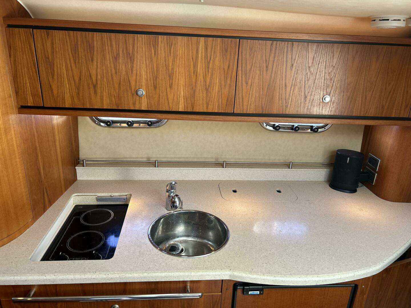 2008 Tiara Yachts 3500 Sovran - Image 31