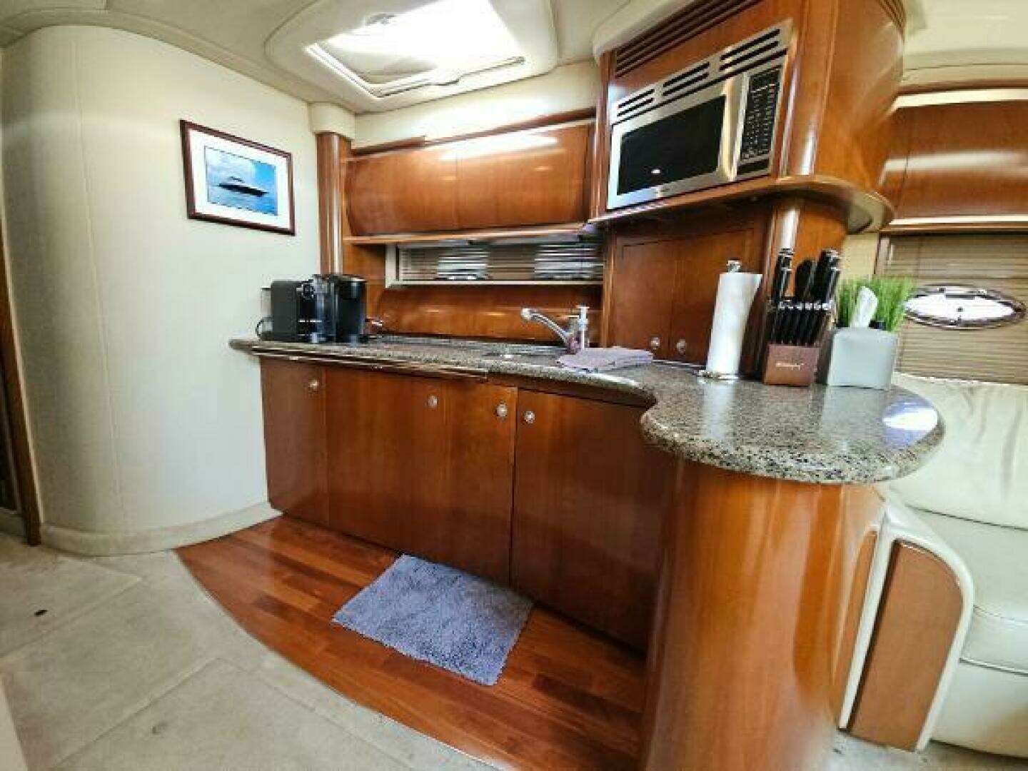 2005 Sea Ray 500 Sundancer - Image 24