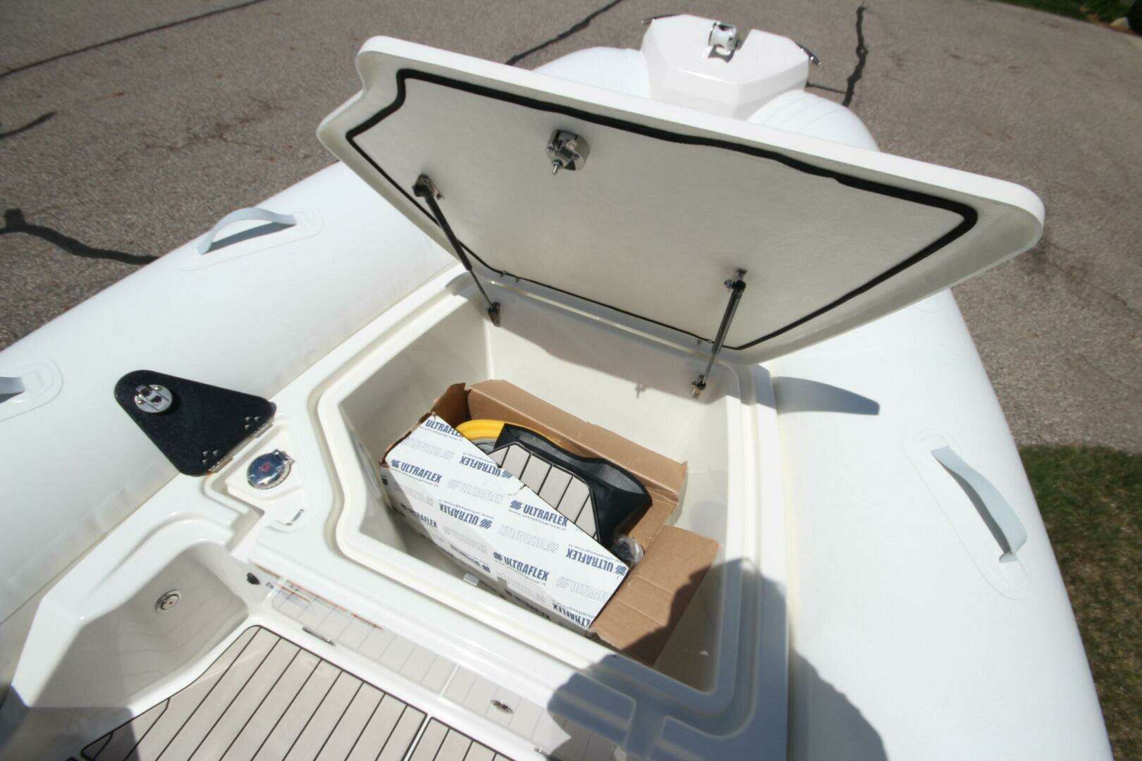 2025 Zodiac Medline 6.8 NEO - Image 22