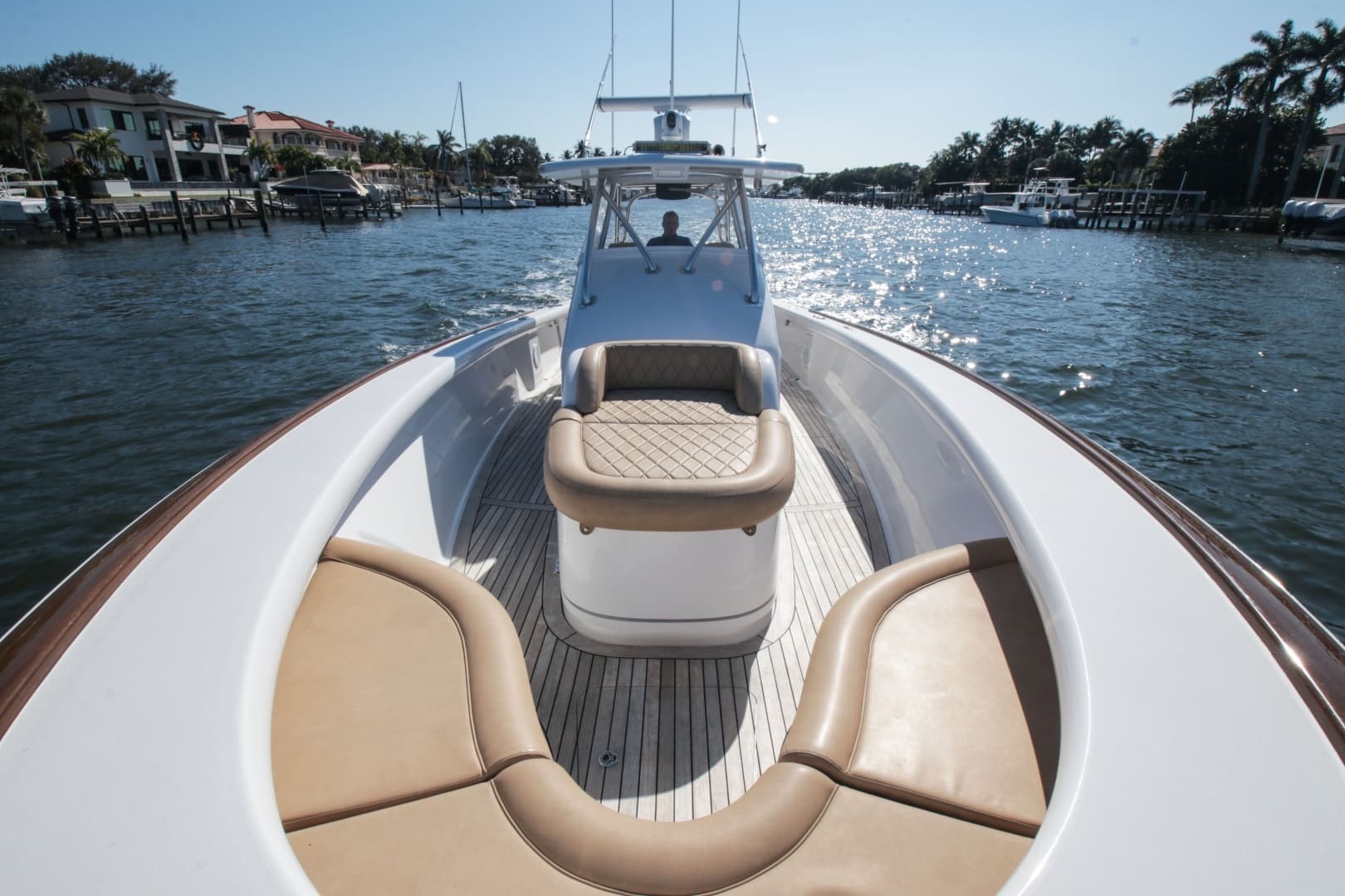 2018 Winter Custom Yachts Center Console - Image 4