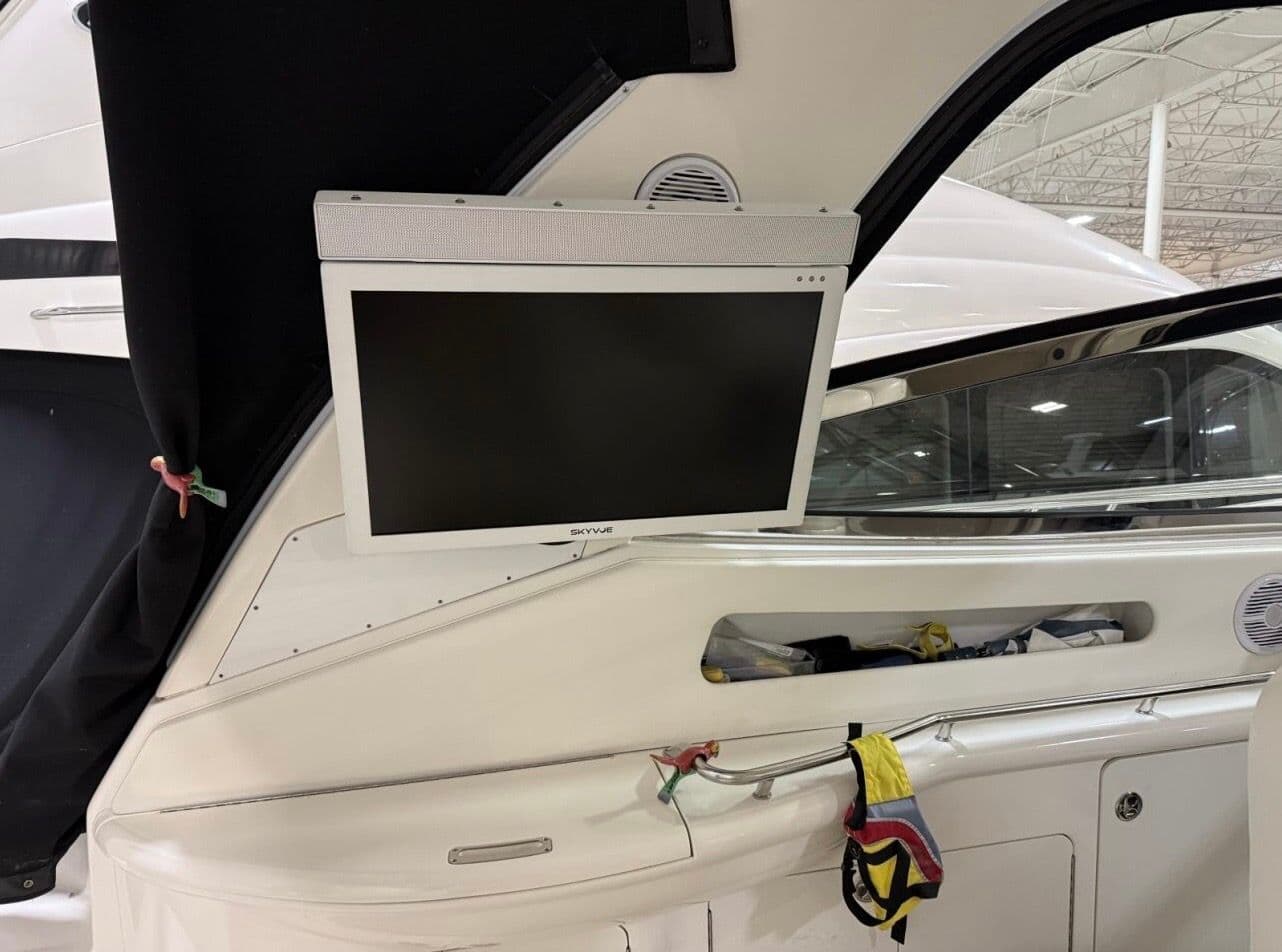 2001 SEA RAY 460 SUNDANCER - Image 10