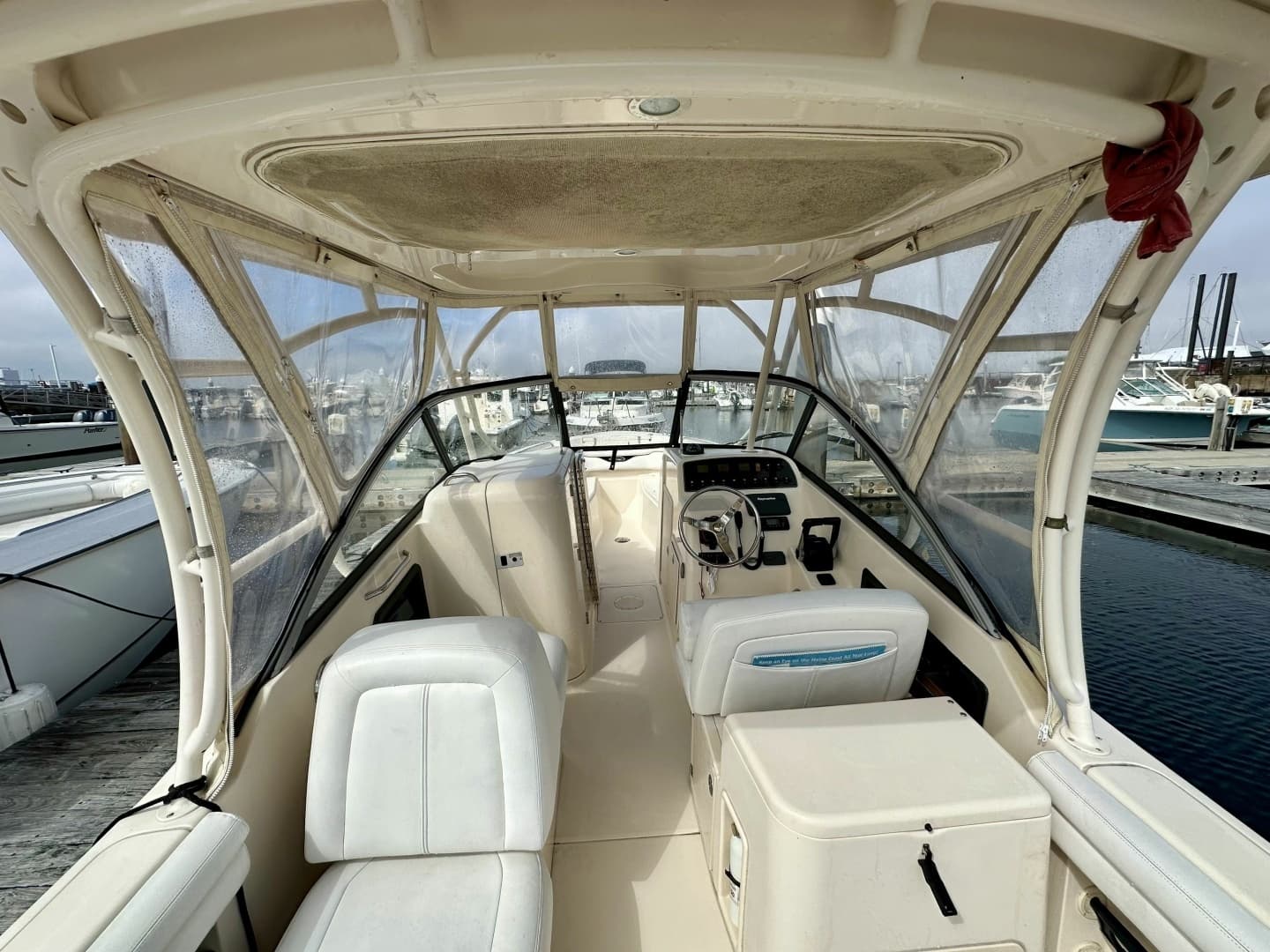 2015 Grady-White Freedom 275 - Image 8