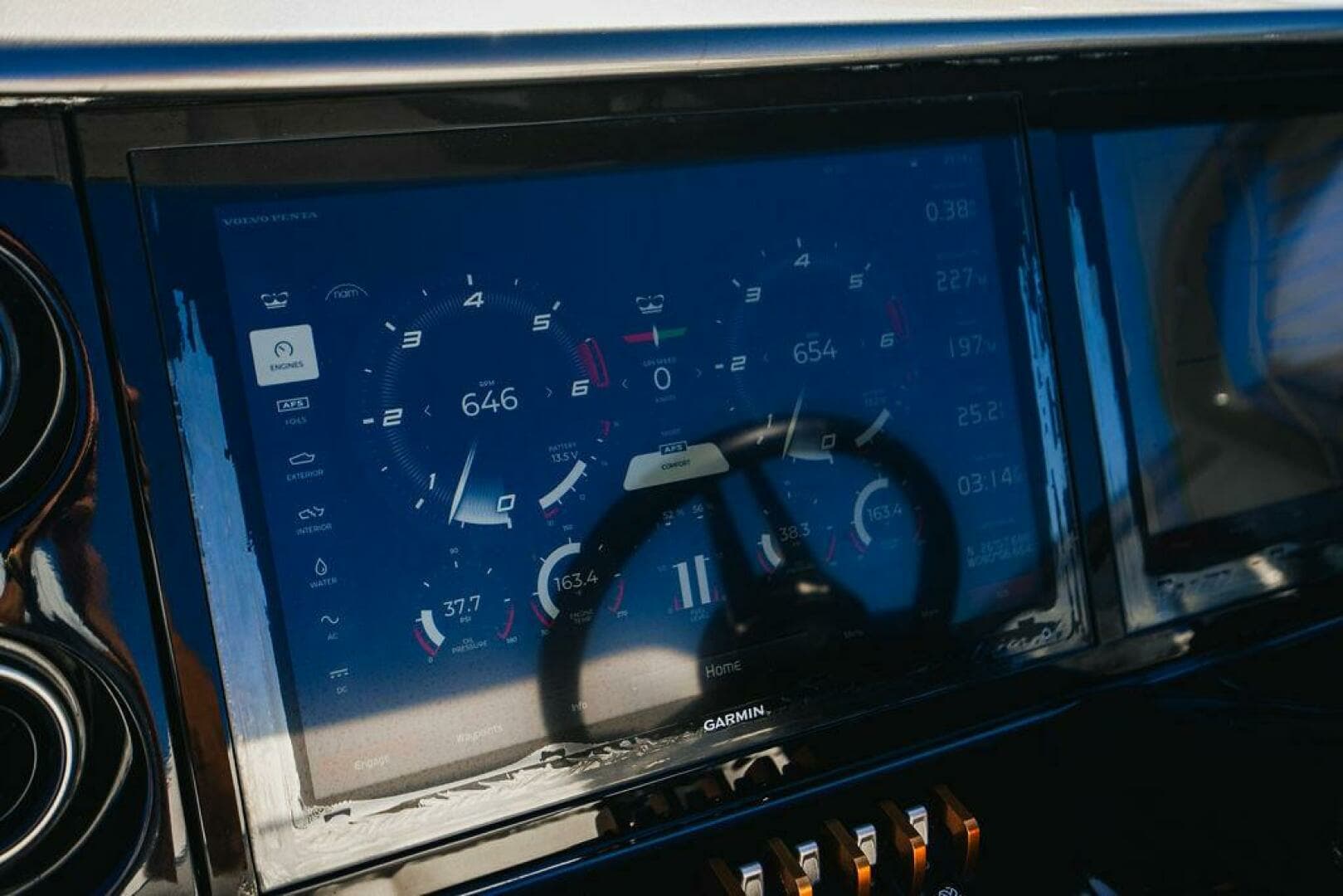 2020 Princess R35 - Image 13