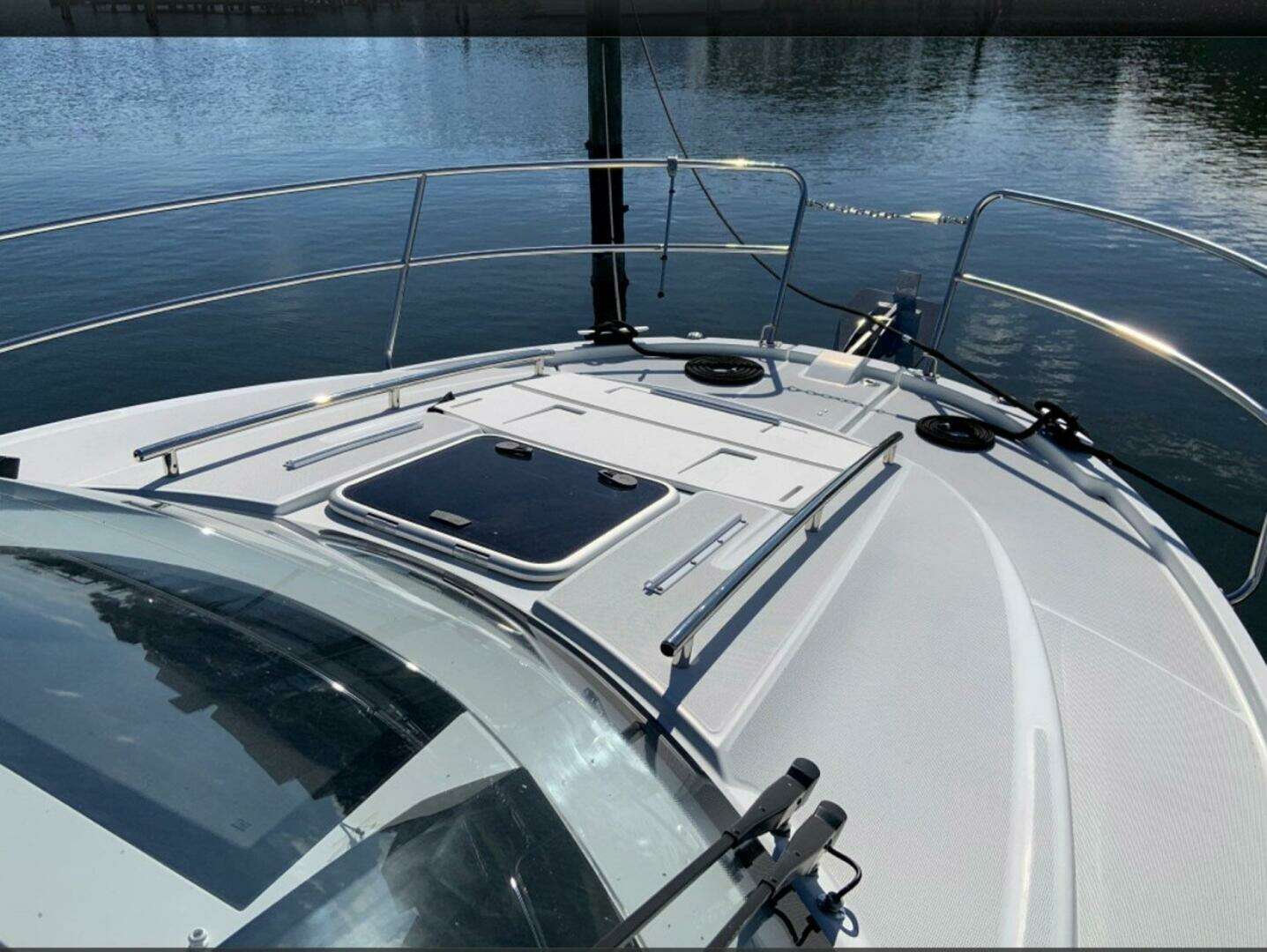2018 Jeanneau NC 895 - Image 10
