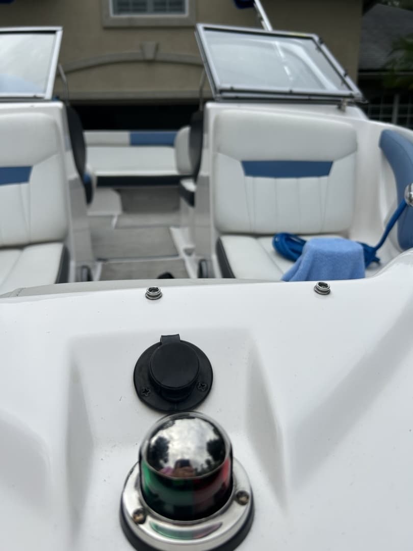 2018 Regal 1900 ES - Image 10