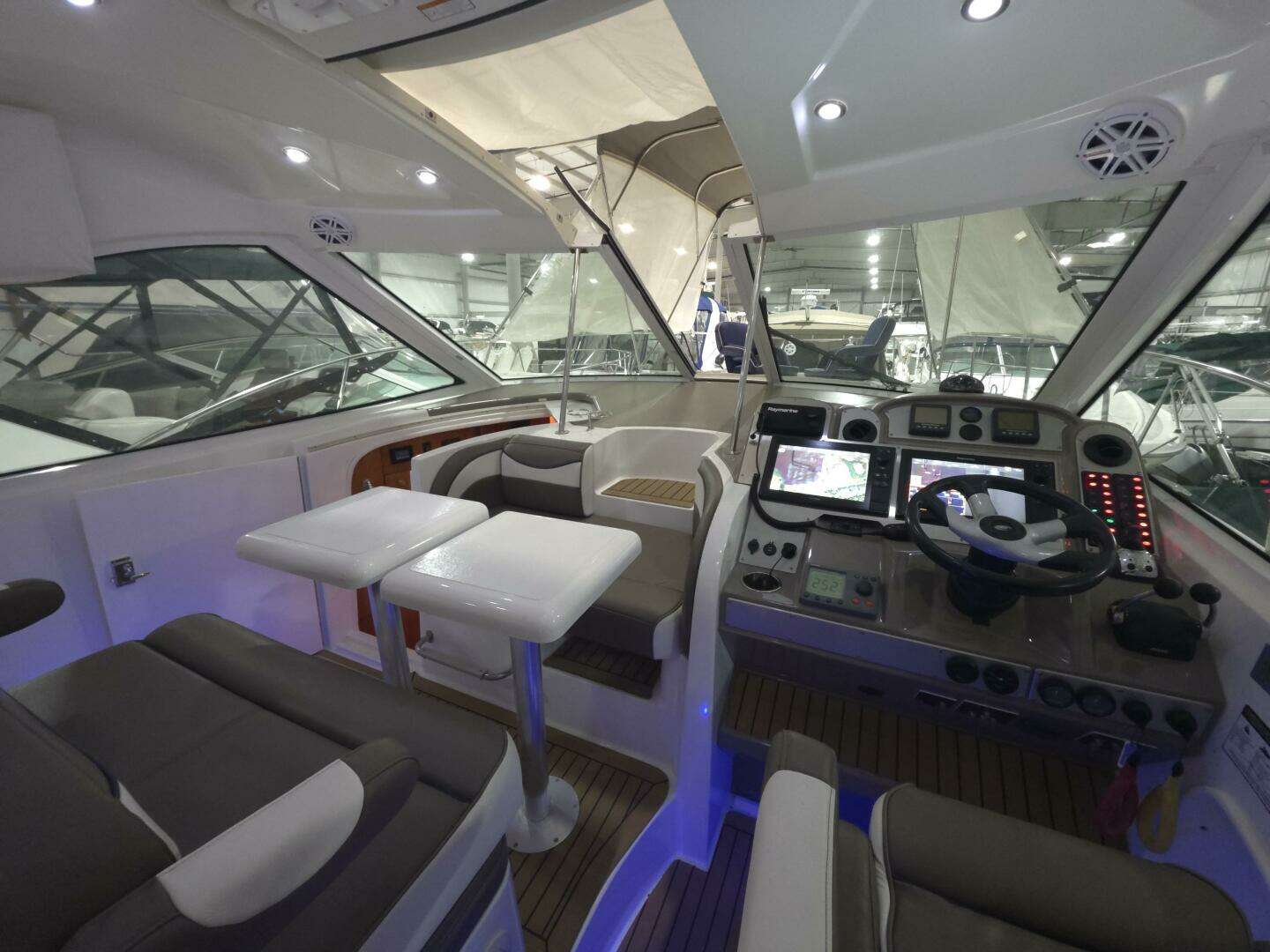 2008 Cruisers Yachts — - Image 38