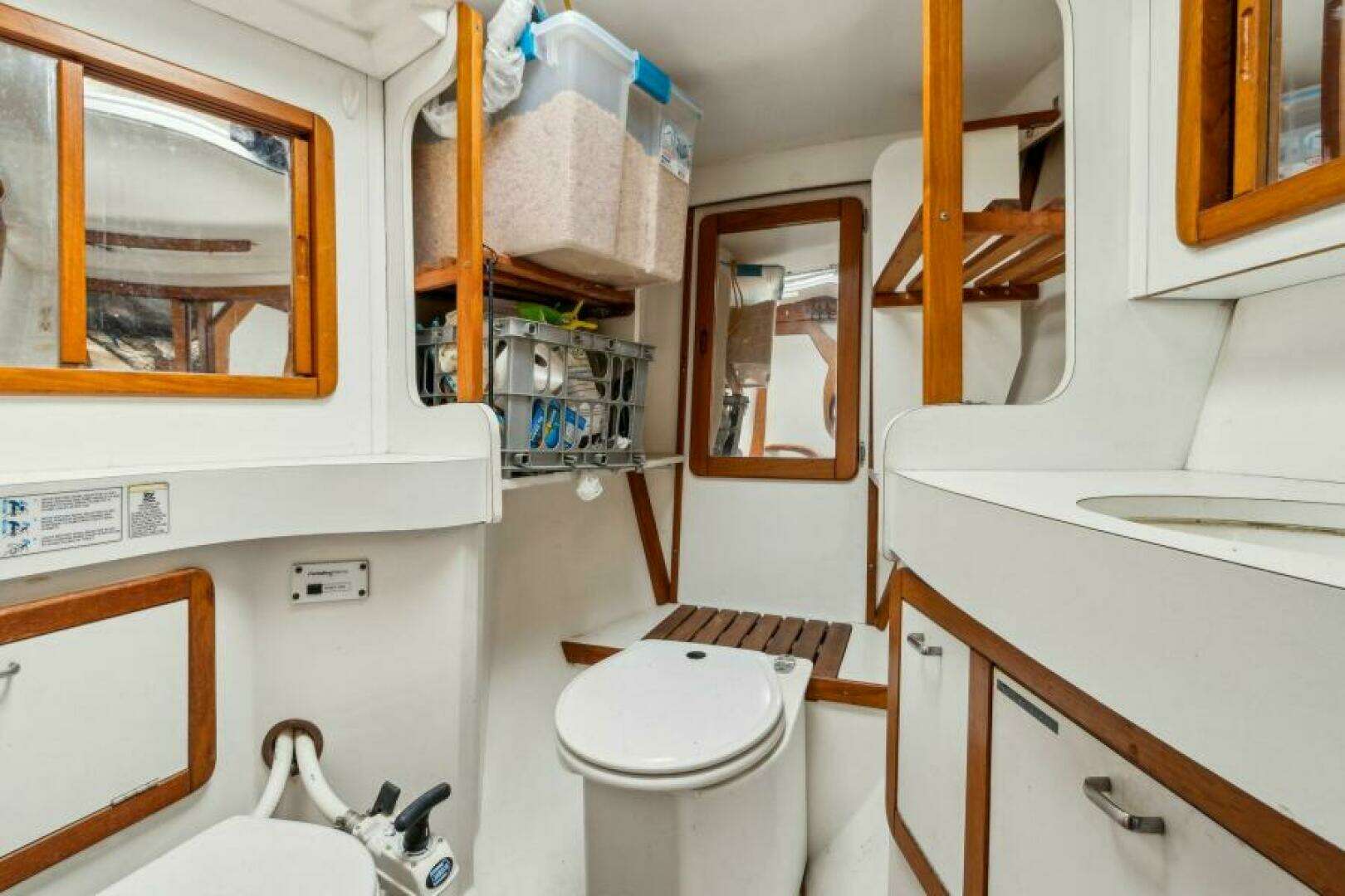 1992 Catalina 42 - Image 17