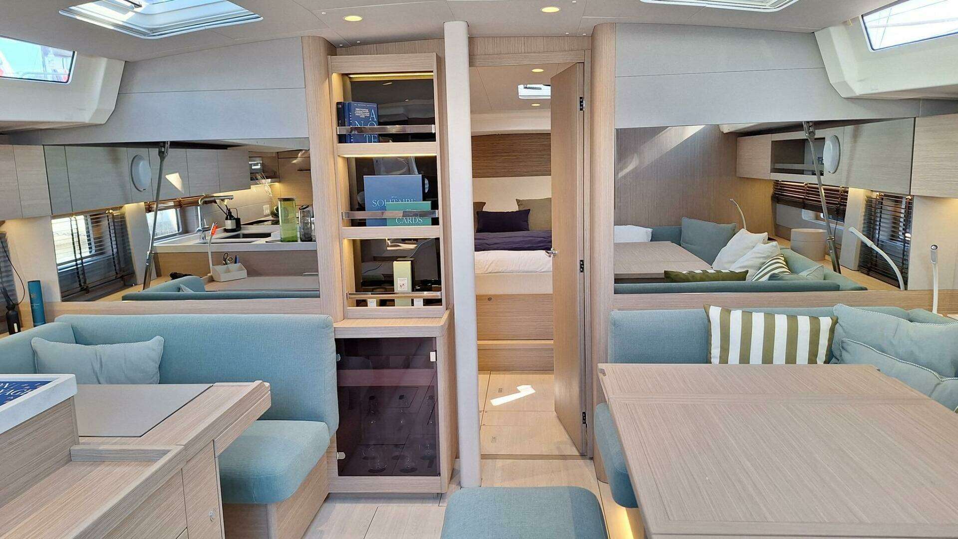 2026 Beneteau Oceanis 52 FIRST LINE - Image 14
