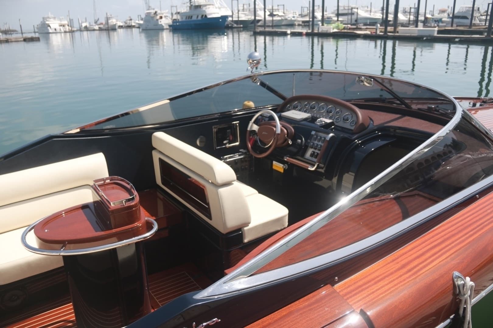2015 Riva 33 Aquariva - Image 13
