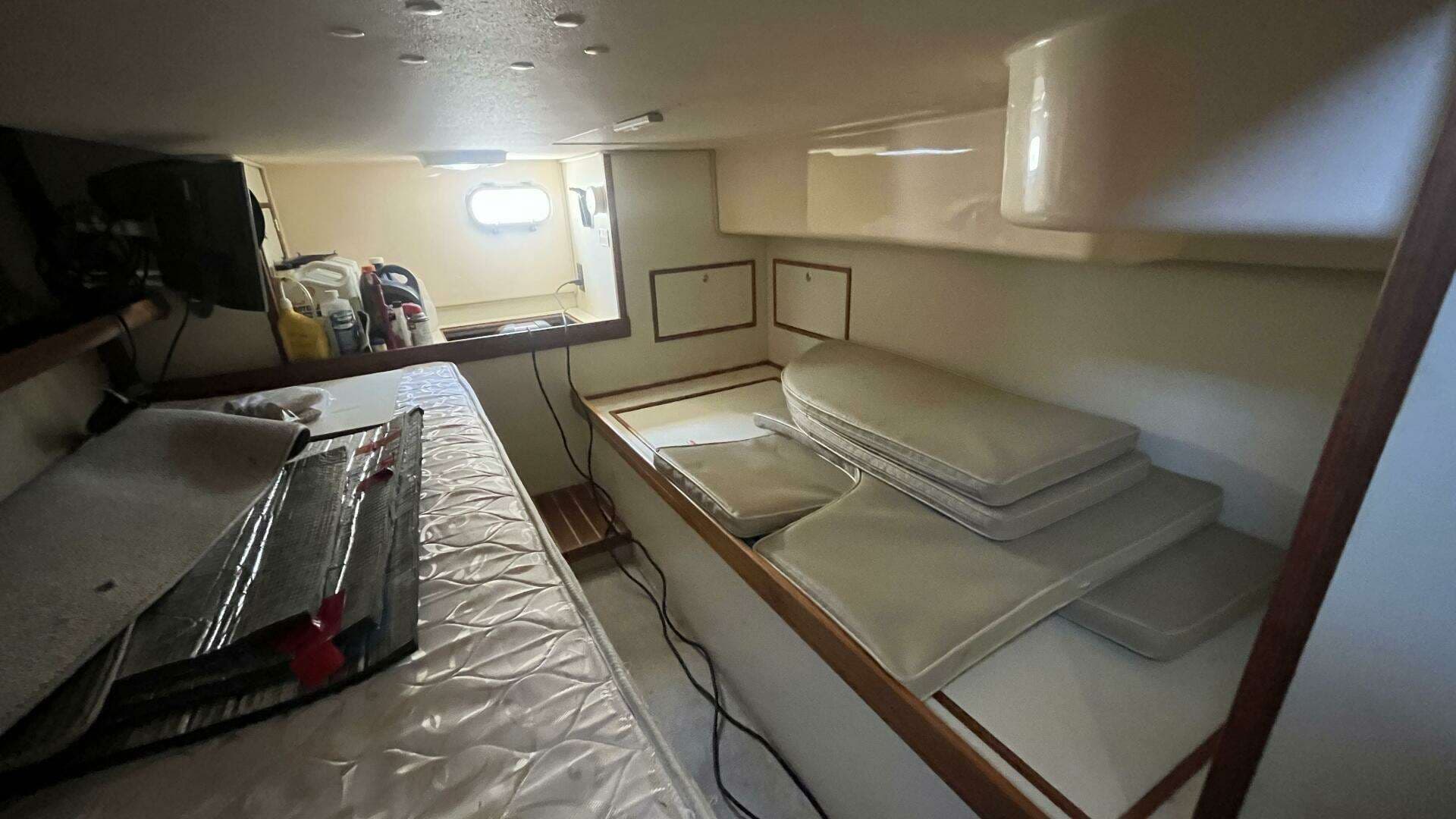 2008 Island Packet PY Trawler / Motorsailer - Image 26