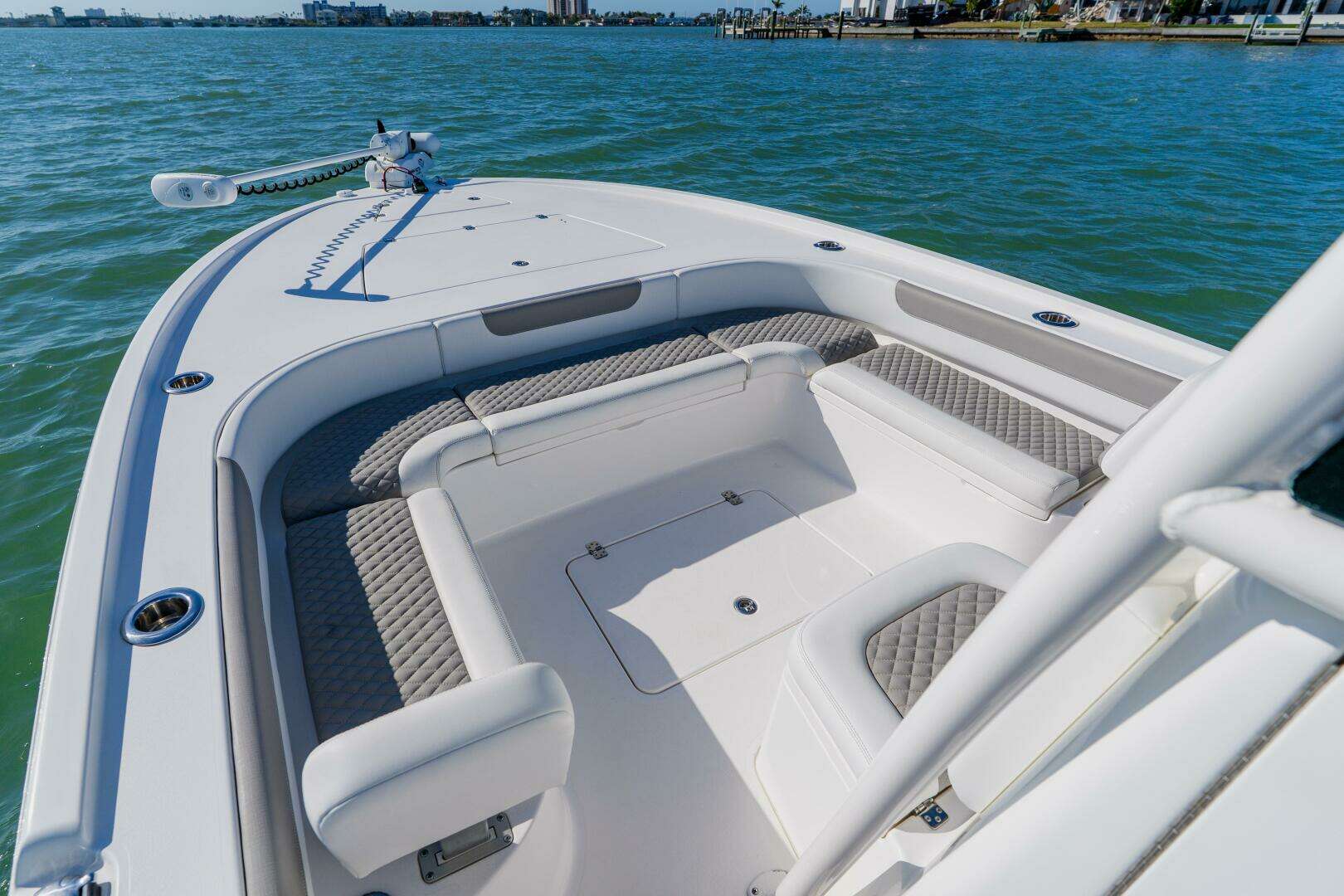 2022 Caymas 28 HB - Image 8