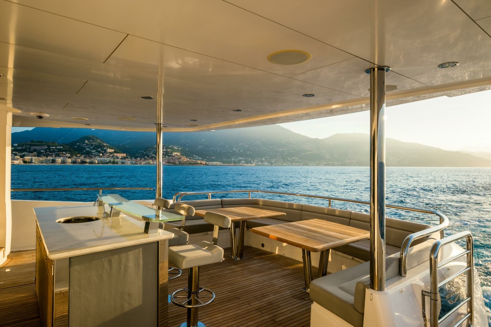 2018 Sunseeker Sunseeker 116 Yacht - Image 14
